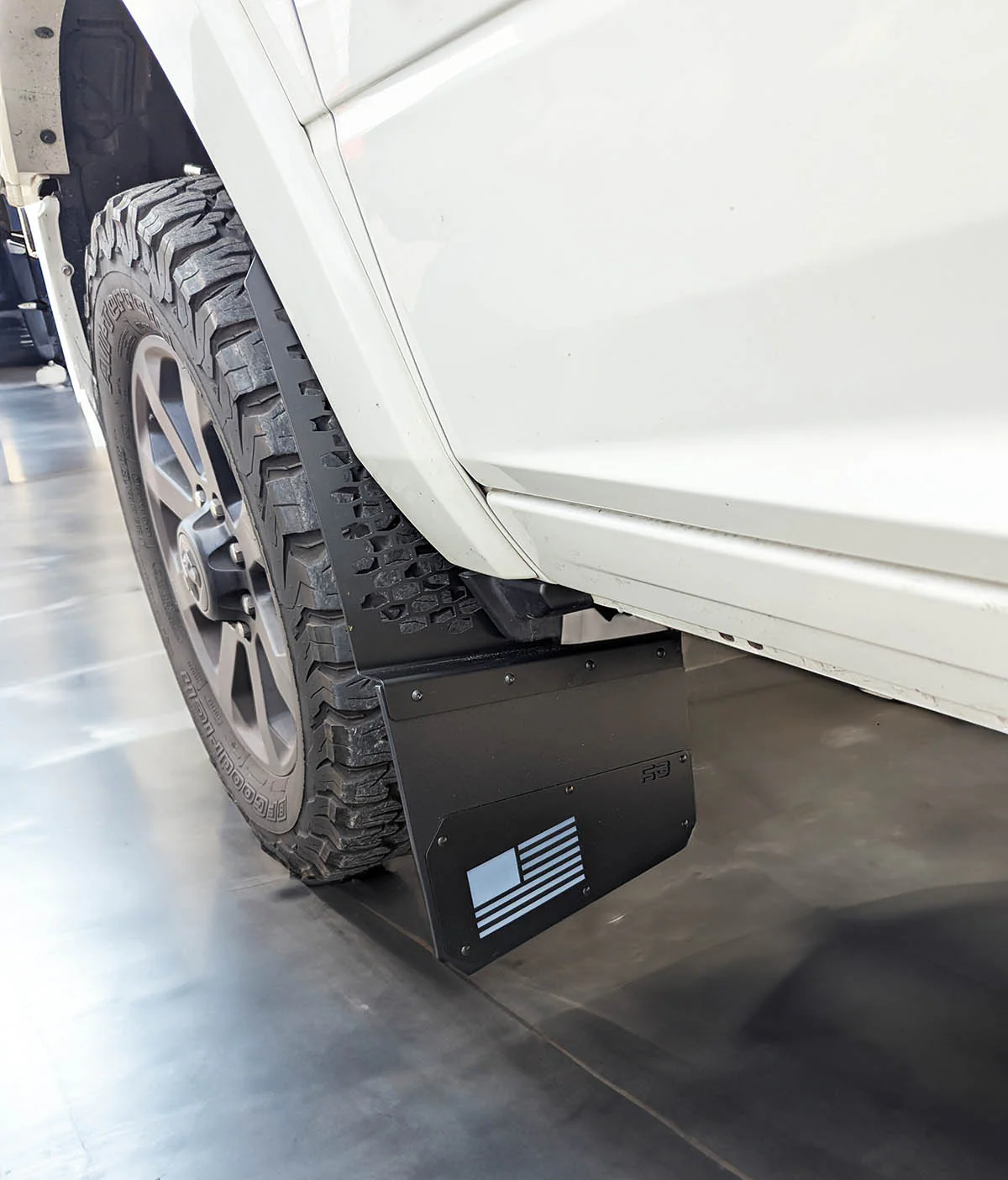 Ram Custom Fitting FRONT Rek Mesh X 'Merica Offset Mud Flaps - Image 4