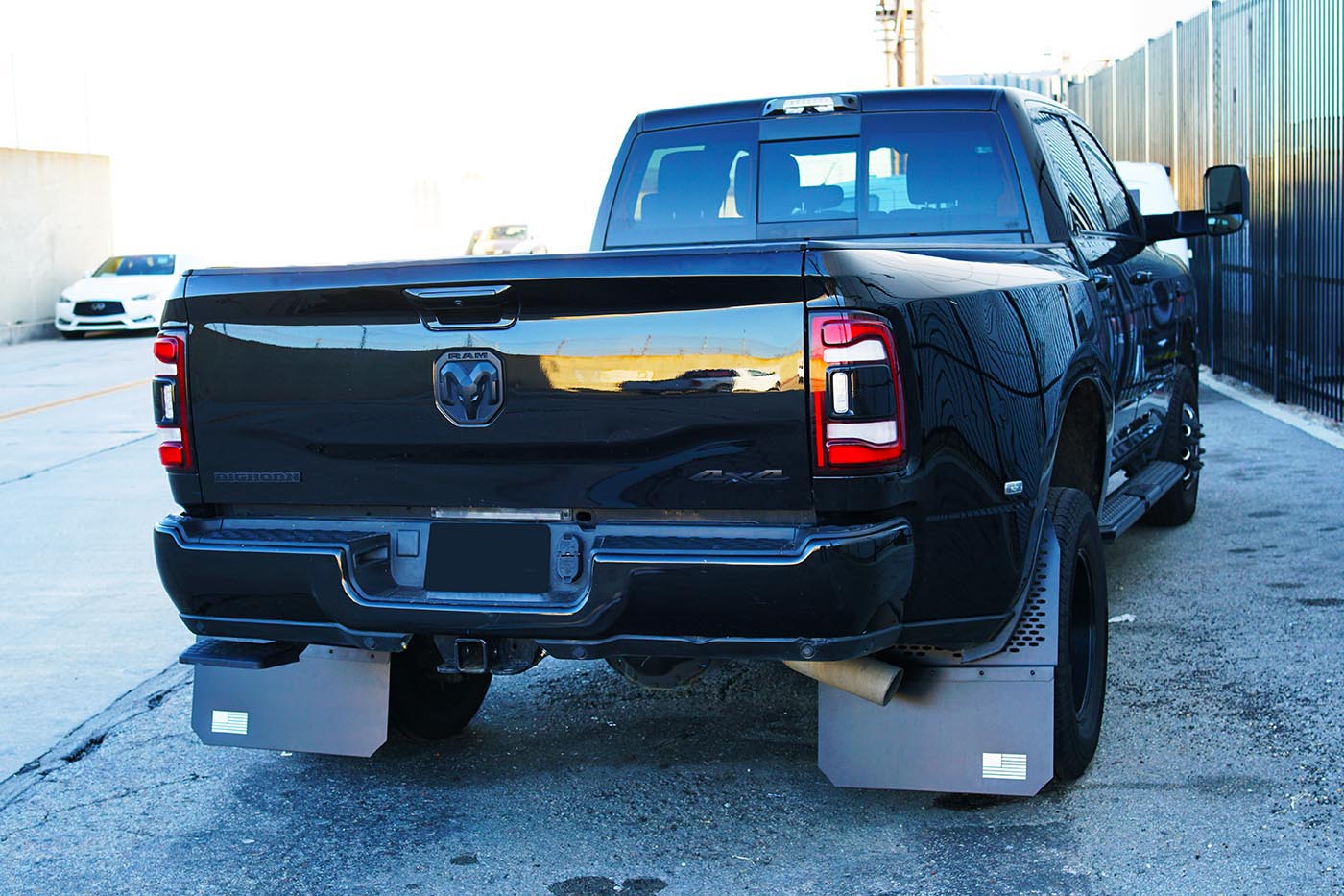 Dually REK-mesh Baja Mud Flaps - Image 3