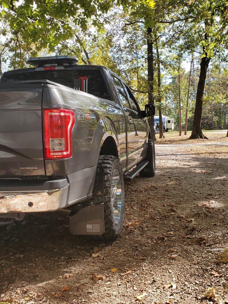 REK-mesh X Merica Universal Offset Mud Flaps - 1 Set = 2 flaps - Image 5